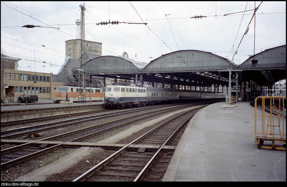 Strecken und Bahnhöfe